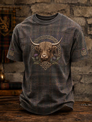 Men’s Highland Cow Celtic Knot Graphic Tee